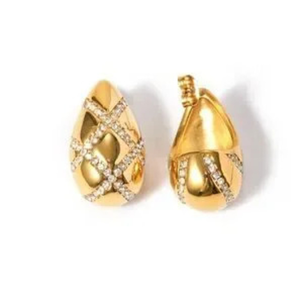 ?? Chic 18K Gold Plated Teardrop Earrings